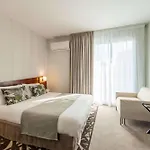 Du Palois Centre Bosquet Ex Quality فندق 4*