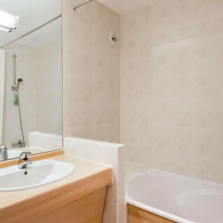 Quality Centre Bosquet 4* Pau