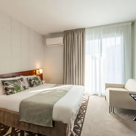 Du Palois Centre Bosquet 4*