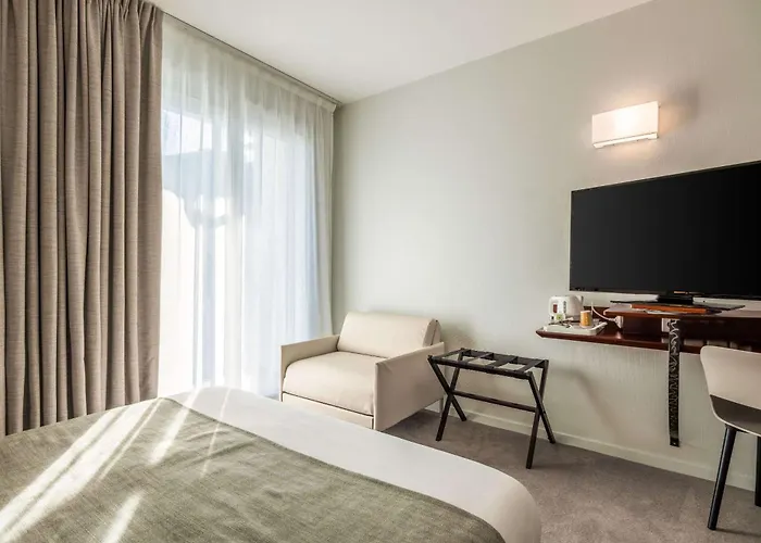 Quality Centre Bosquet 4* Pau