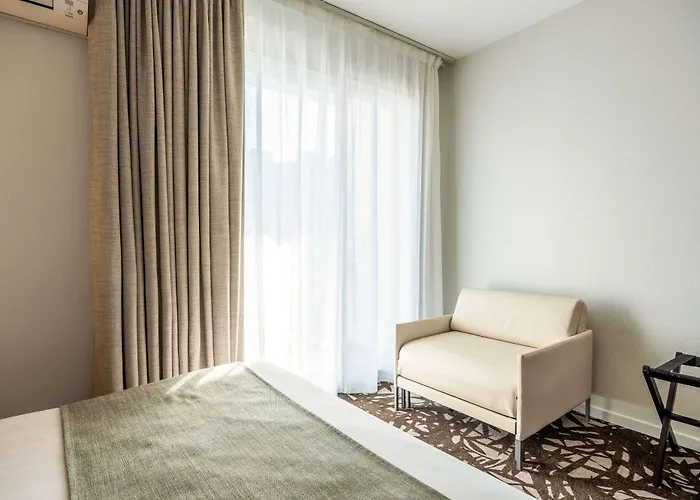 Quality Centre Bosquet 4* Pau