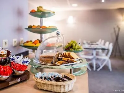 Quality Centre Bosquet 4* Pau